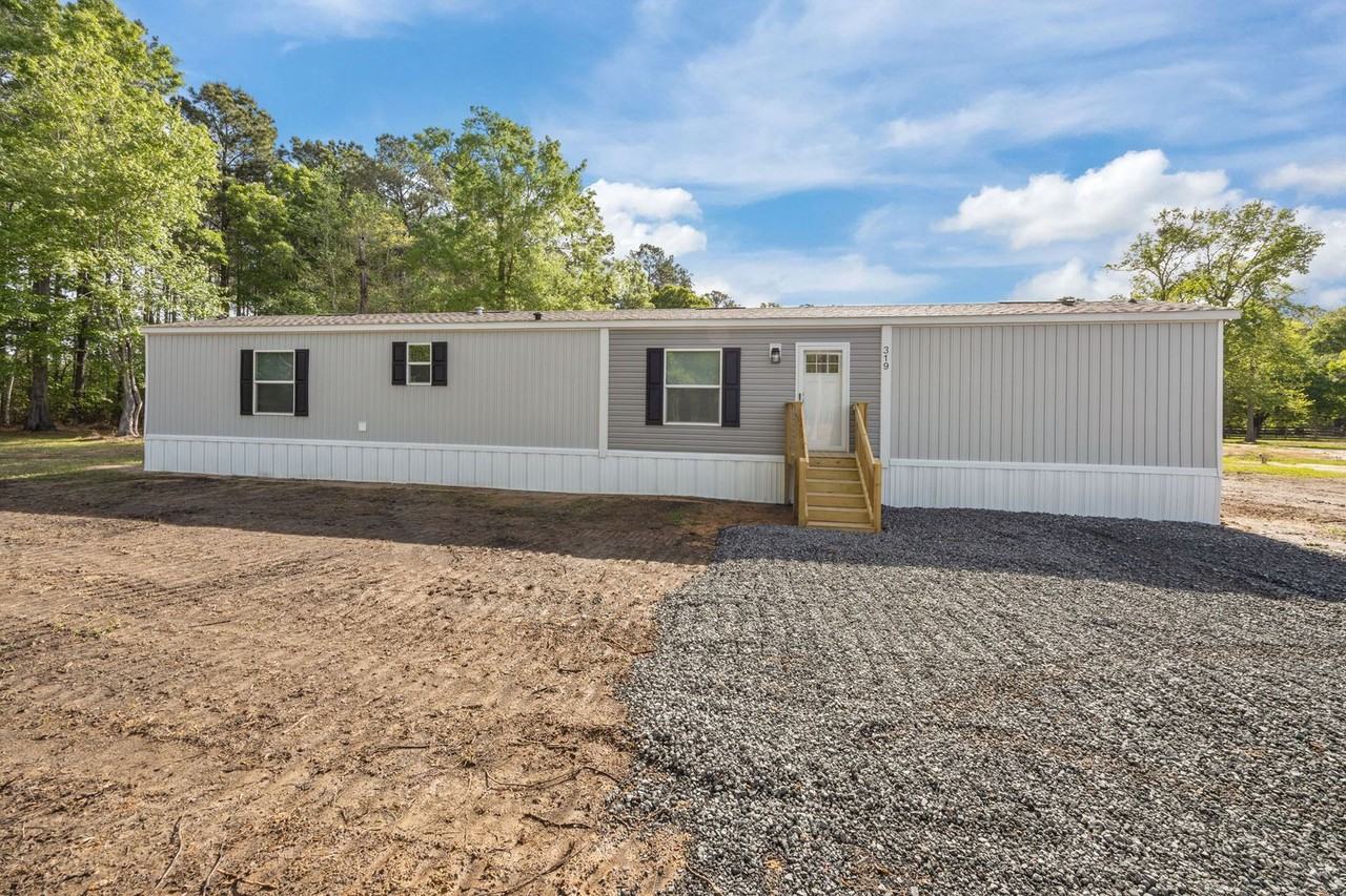 319 Myers Mayo Rd - Photo 2 of 37