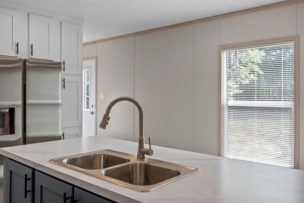 319 Myers Mayo Rd - Photo 7 of 37