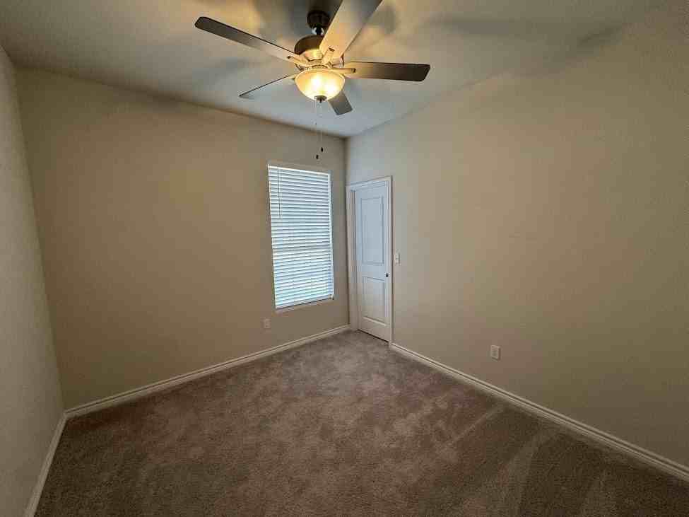 2658 Westeros St - Photo 6 of 13