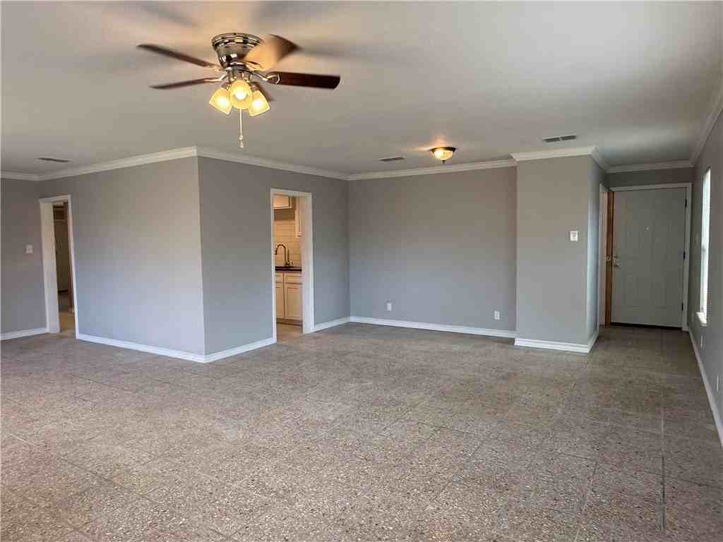 6433 Aspenwood Dr - Photo 7 of 20