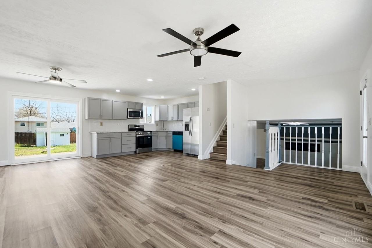 6 Fairborn Ct - Photo 3 of 25