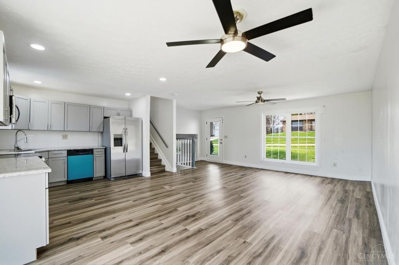 6 Fairborn Ct - Photo 4 of 25