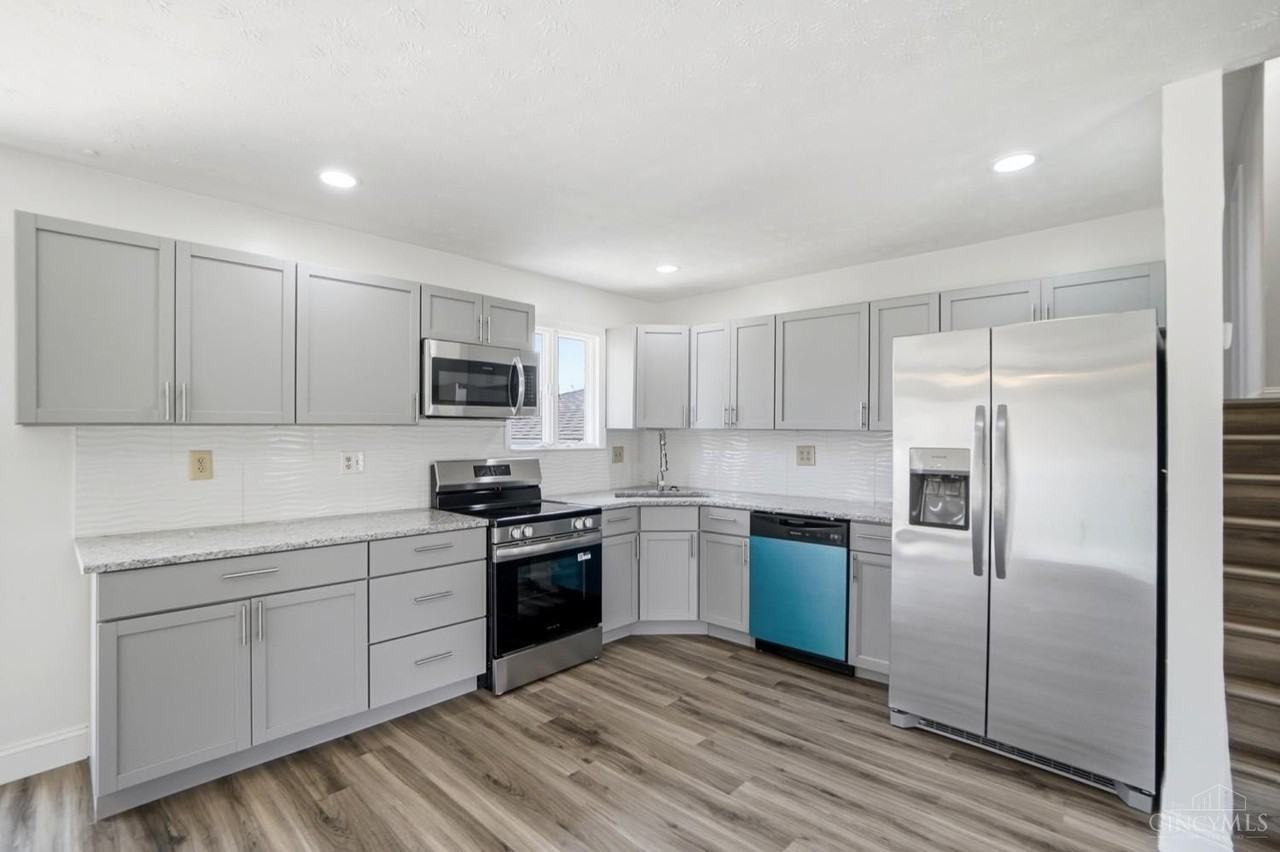 6 Fairborn Ct - Photo 5 of 25