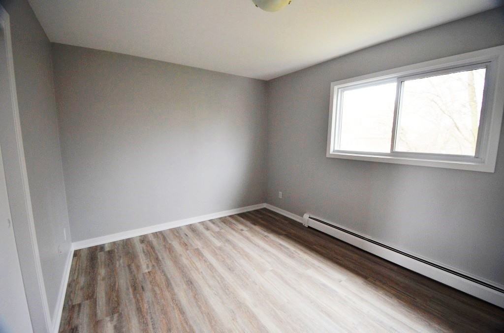 25 Ottawa Street #8 - Photo 5 of 13