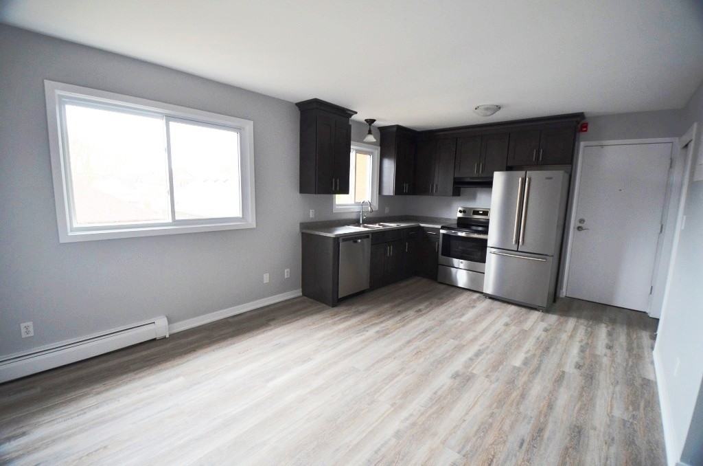 25 Ottawa Street #8 - Photo 7 of 13