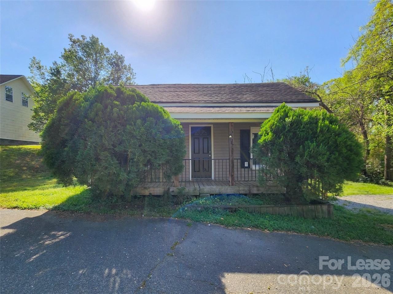 121 Willow Ln Nw - Photo 2 of 22