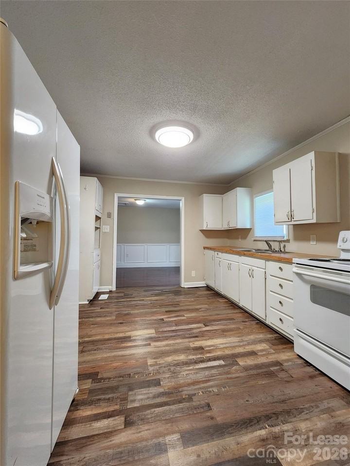 121 Willow Ln Nw - Photo 6 of 22