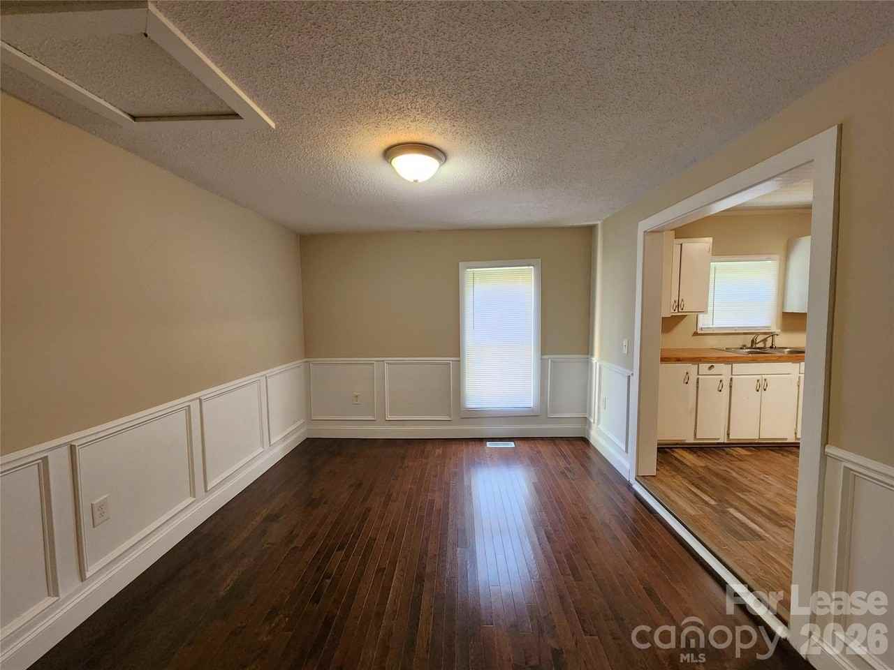 121 Willow Ln Nw - Photo 7 of 22