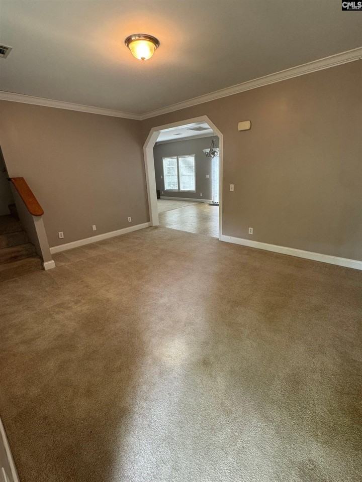 121 Summerfield Dr - Photo 3 of 23