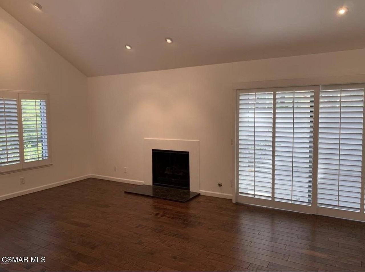 924 Thistlegate Rd - Photo 4 of 19