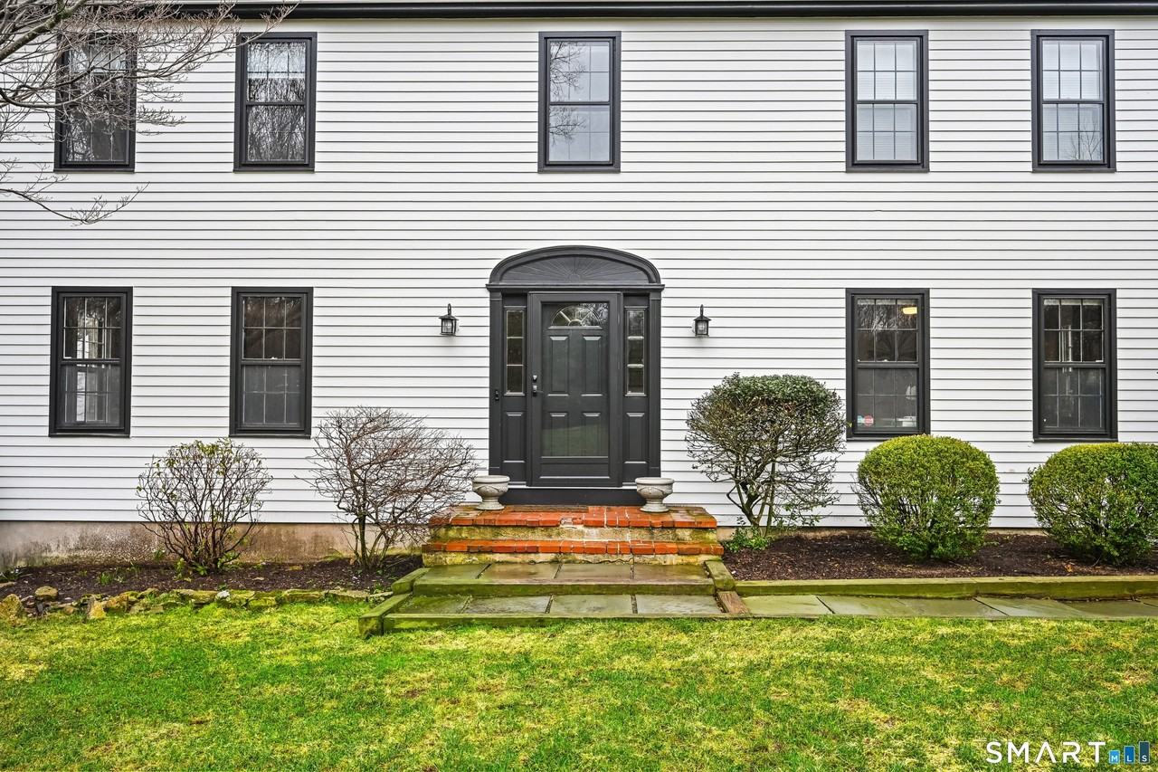 395 Thayer Pond Rd - Photo 2 of 29