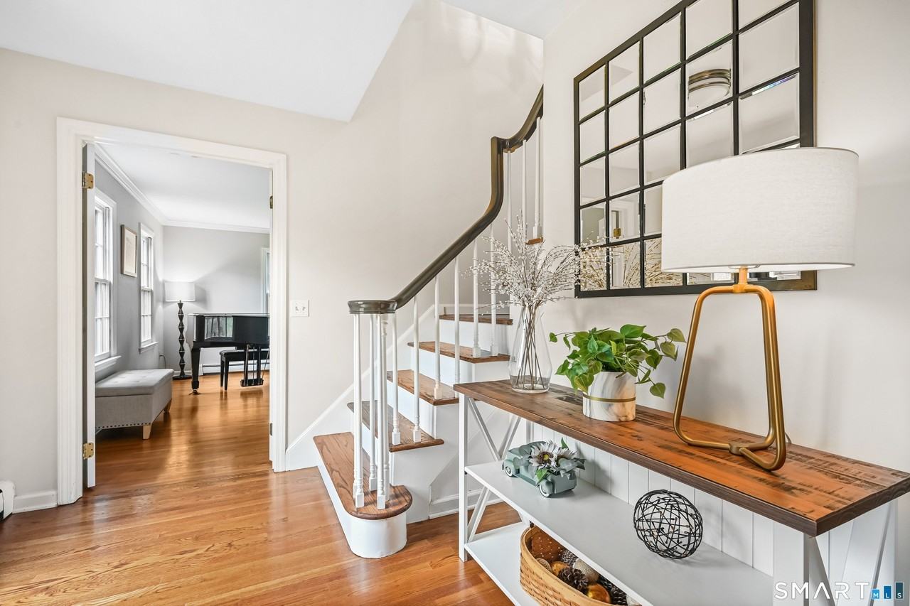 395 Thayer Pond Rd - Photo 3 of 29