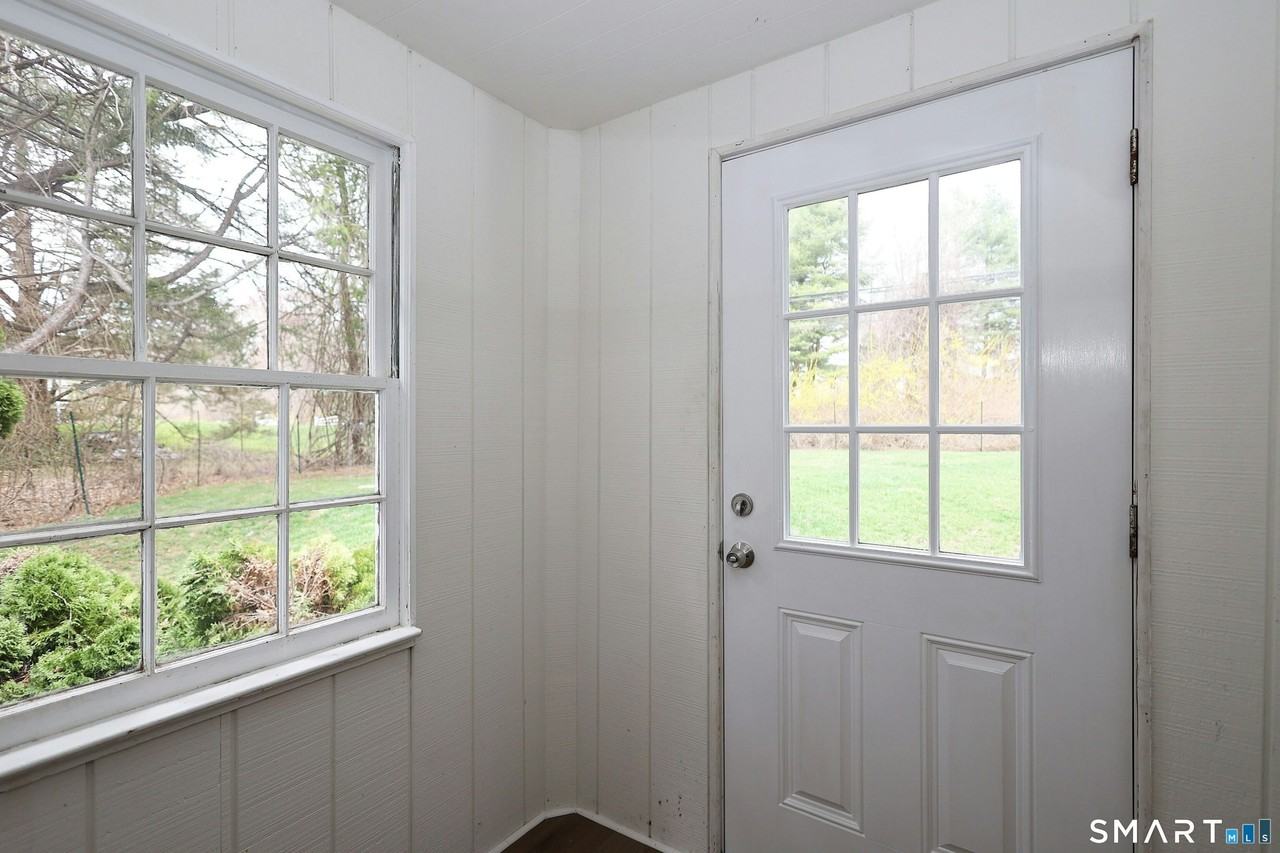 121 Westport Rd Unit 2 - Photo 3 of 32