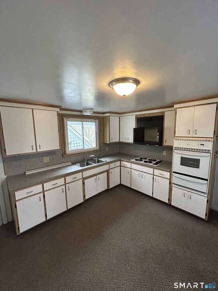 73 Peck St #2 - Photo 6 of 21