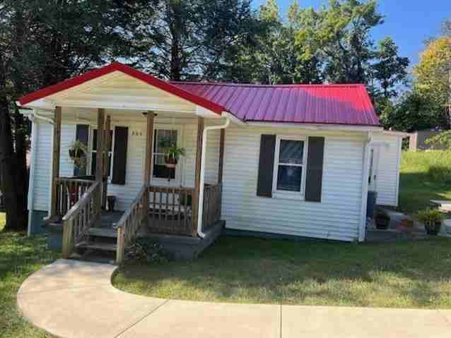 803 Noblin St #1 - Photo 2 of 15