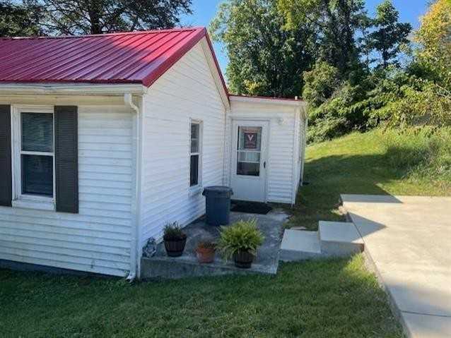 803 Noblin St #1 - Photo 3 of 15