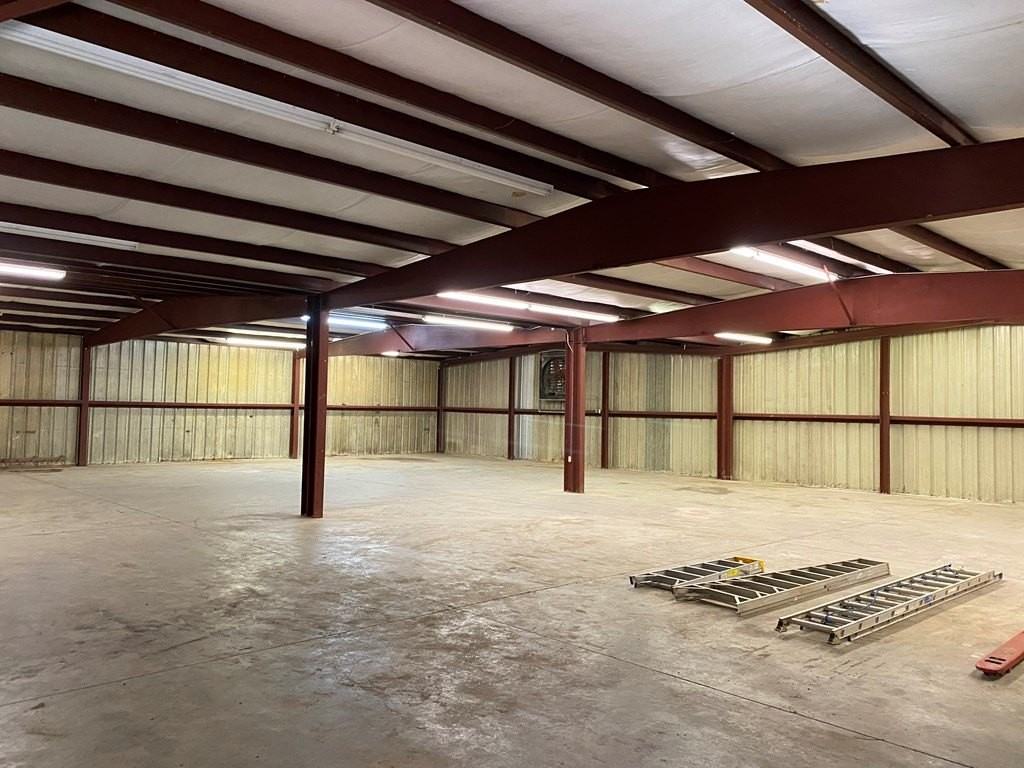 74 Gateway - Photo 5 of 5