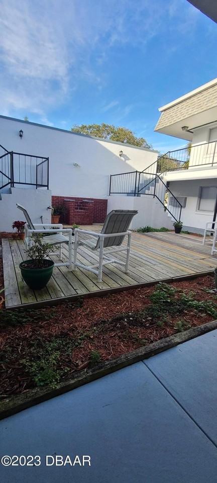 301 Ridge Blvd Unit 1020 - Photo 3 of 12