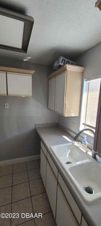 301 Ridge Blvd Unit 1020 - Photo 7 of 12