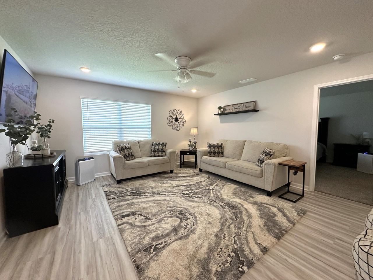 828 Otto Loop - Photo 3 of 30