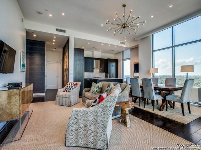 4242 Broadway - Photo 3 of 38