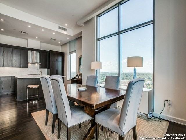 4242 Broadway - Photo 7 of 38