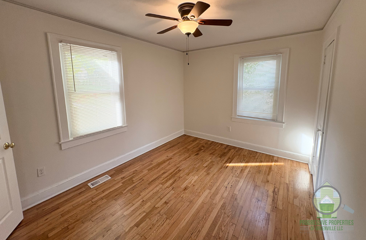 209 Briarcliff Dr #1 - Photo 6 of 10