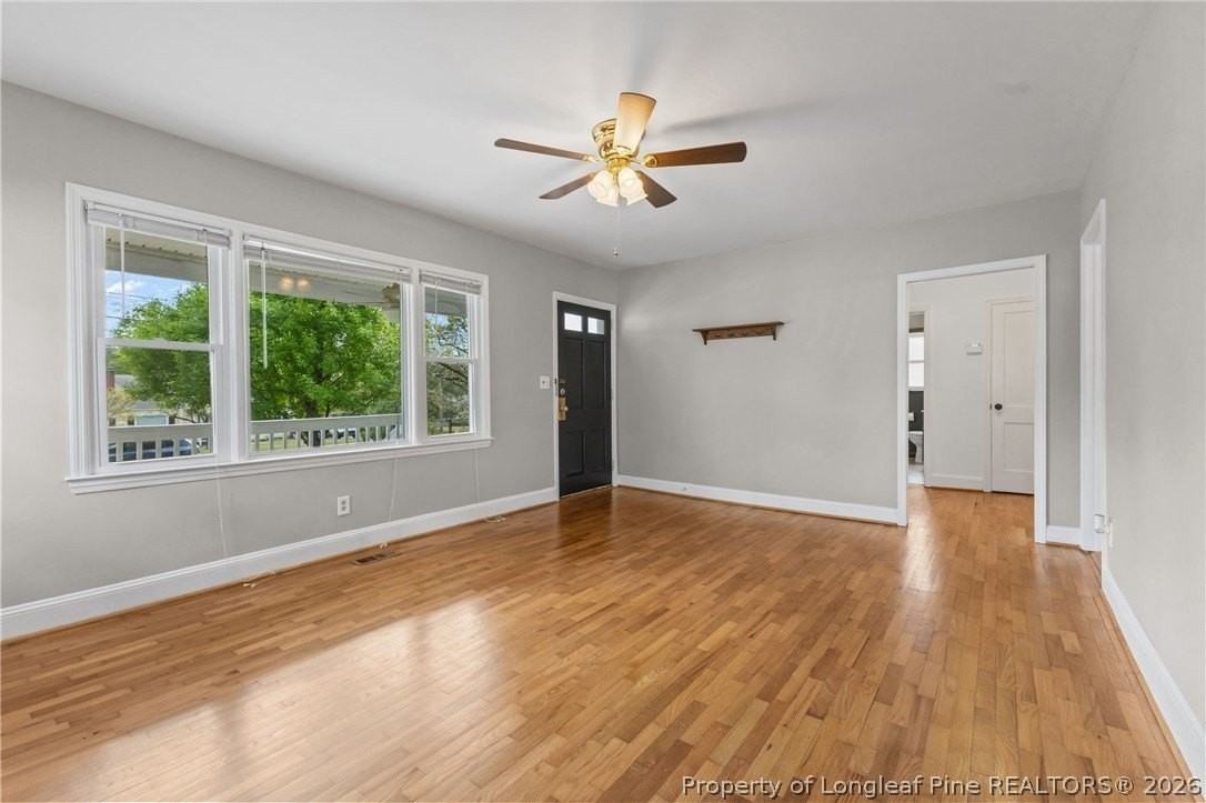 813 Mcpherson Ave - Photo 7 of 33