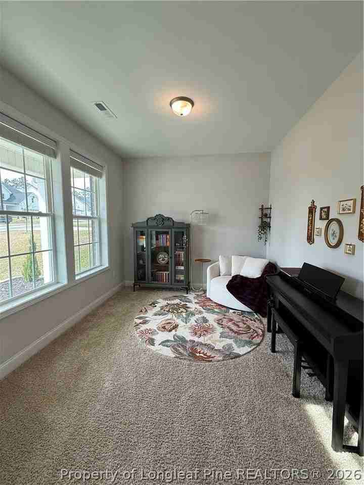 195 Kensington Dr - Photo 4 of 26