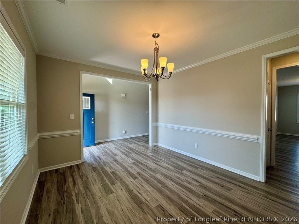 181 Chatfield Dr - Photo 4 of 23