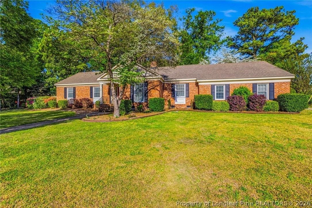 325 Northview Dr - Photo 3 of 39