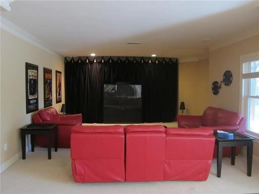 4026 Palisades Main Nw - Photo 2 of 32