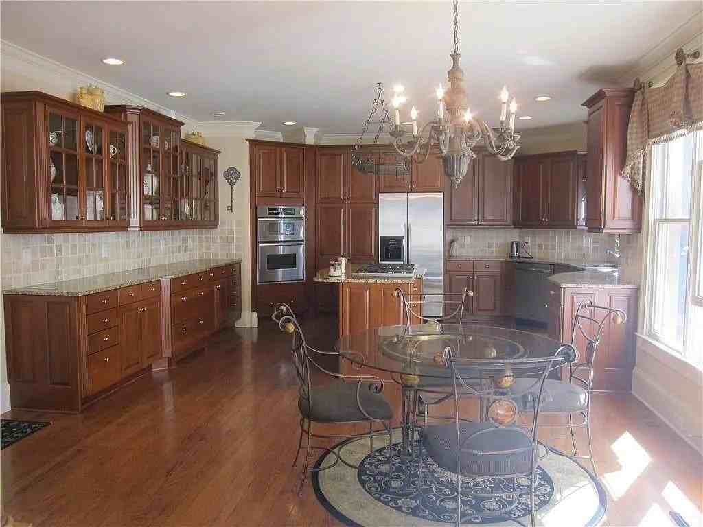 4026 Palisades Main Nw - Photo 6 of 32