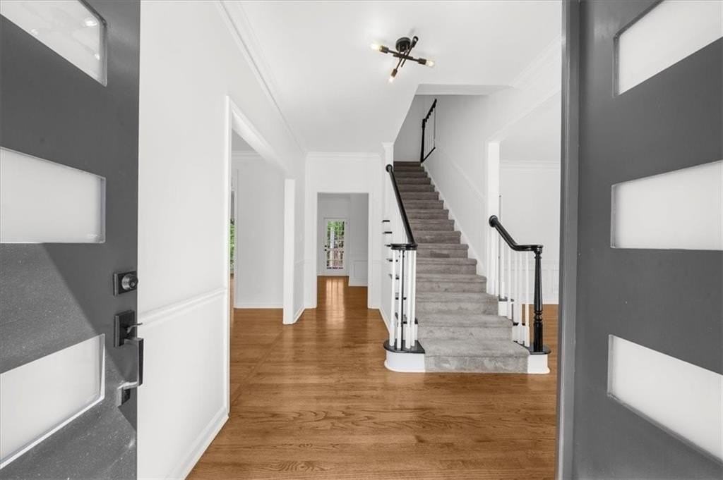 11215 Highfield Chase Dr - Photo 2 of 50