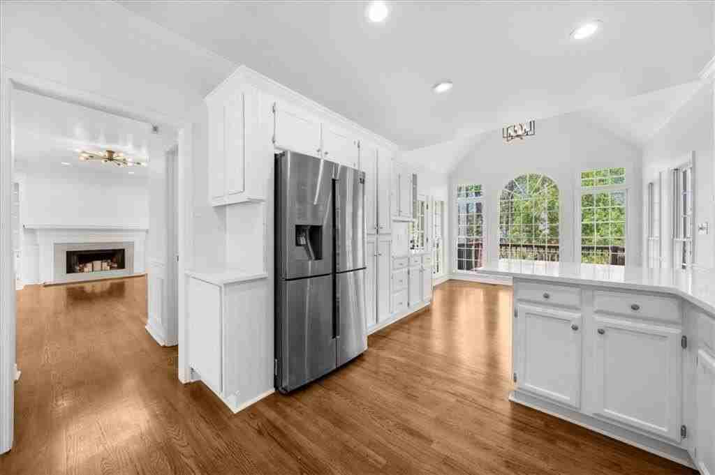 11215 Highfield Chase Dr - Photo 4 of 50