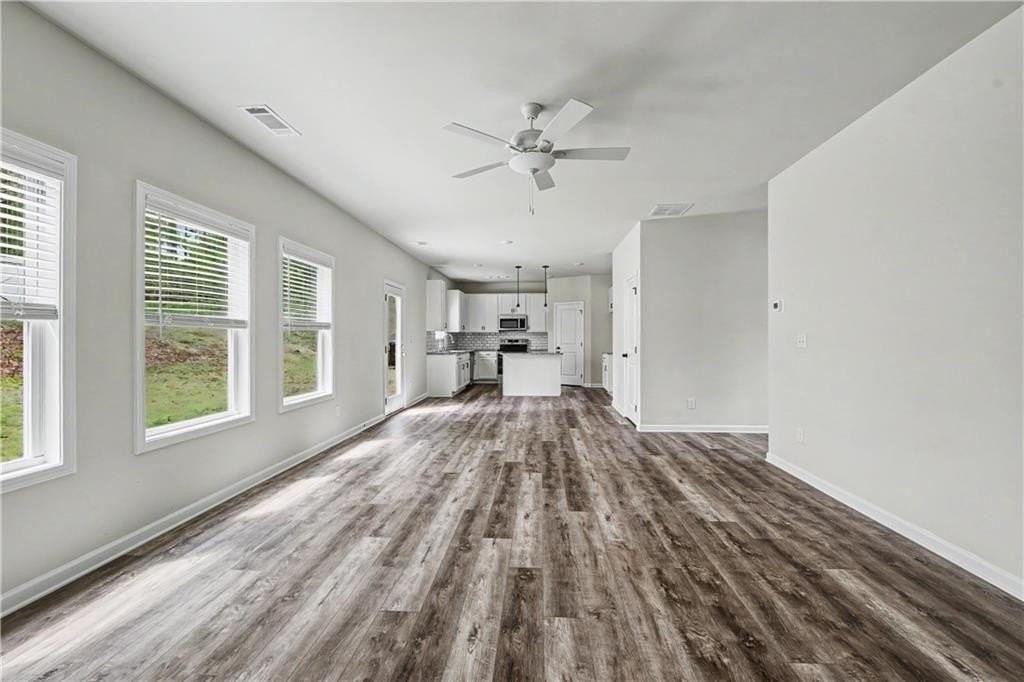 290 Fox Creek Dr - Photo 3 of 22