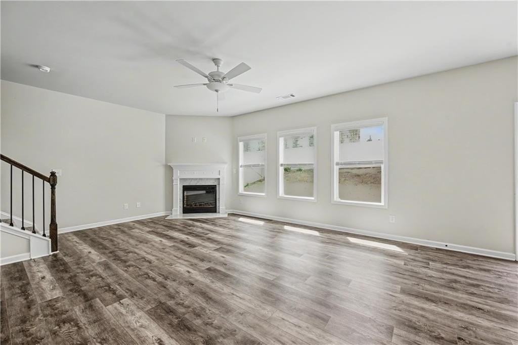 290 Fox Creek Dr - Photo 4 of 22