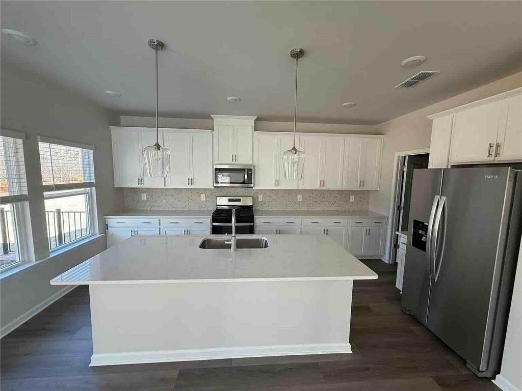 1063 Sope Creek Cir - Photo 4 of 14