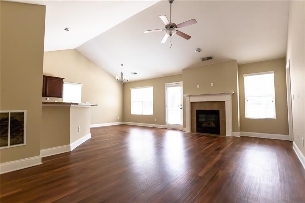 4719 Sweetwater Dr - Photo 3 of 11