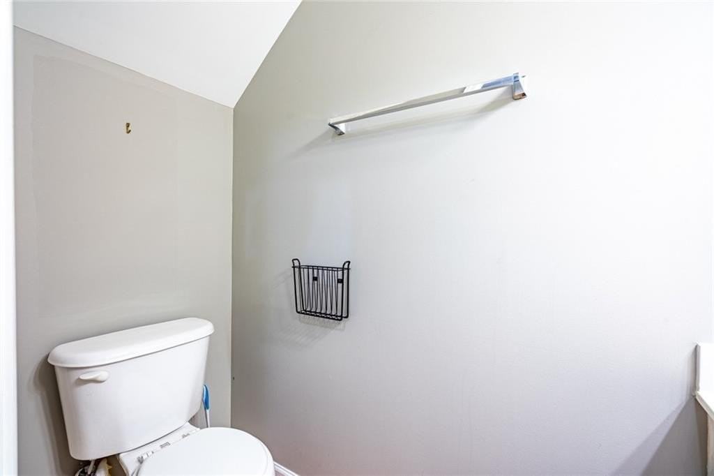 2302 Towneheights Terrace - Photo 7 of 47