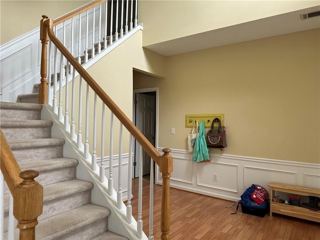 2165 Chattahoochee Dr - Photo 2 of 7