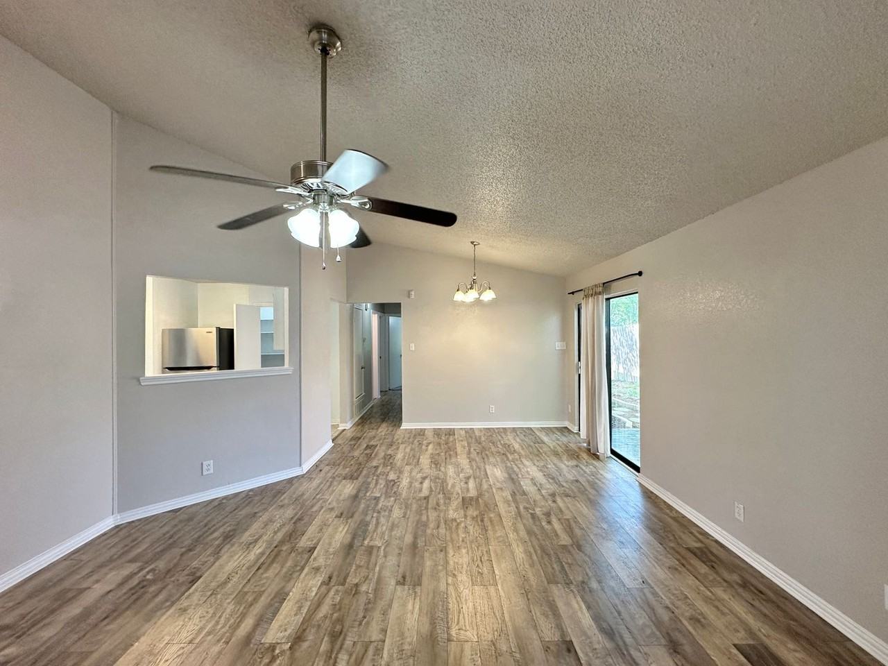 3805 London Ln - Photo 3 of 27