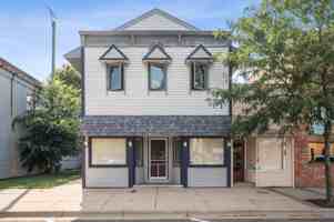 featured image of 60 Birch Ave S #1