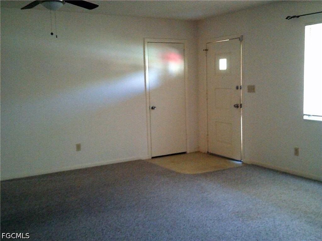 1405 Juddale St E - Photo 4 of 16