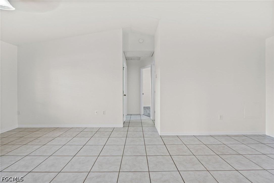 1425 Sw 10th St - Photo 6 of 16