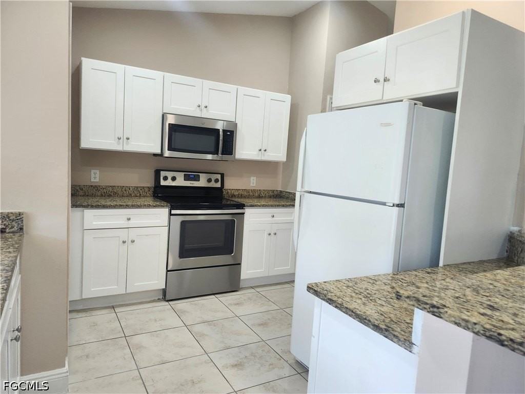 217 Hightower Ave S - Photo 6 of 18