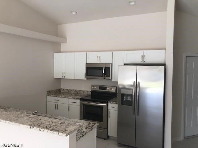 503 Se 5th St - Photo 2 of 4