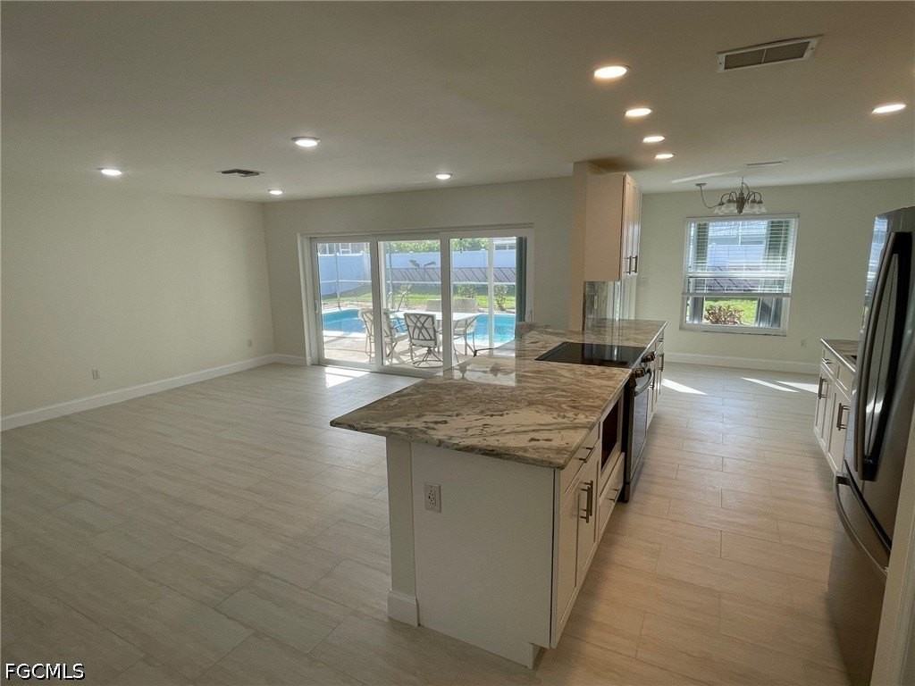 3502 Se 22nd Pl - Photo 2 of 28