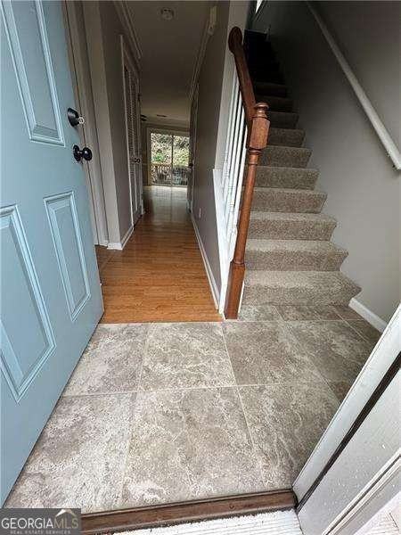 146 Bridge View Dr - Photo 2 of 31