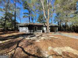 featured image of 205 Merlin St